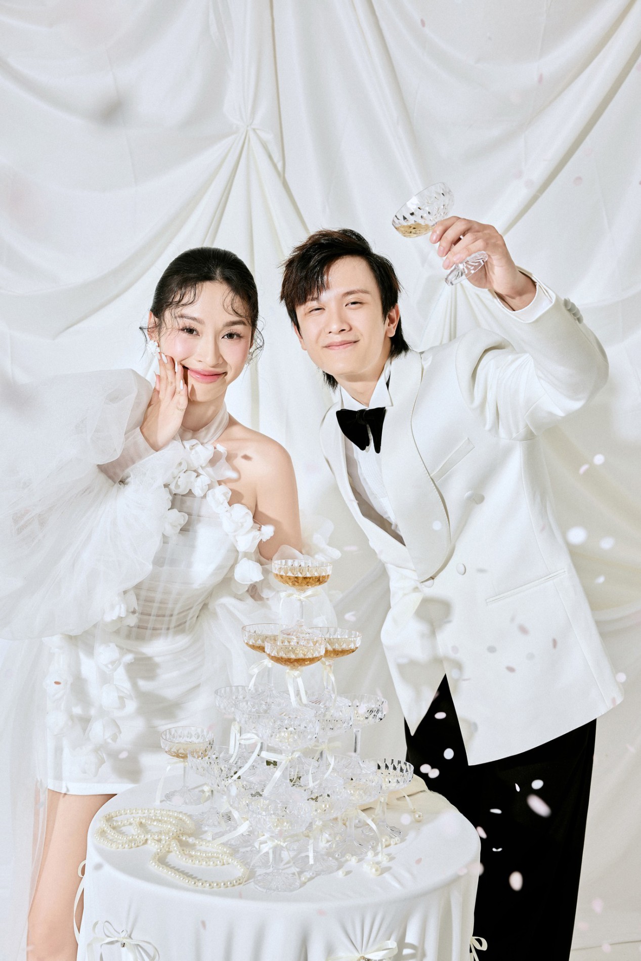 <p>Thiệp cưới online</p>